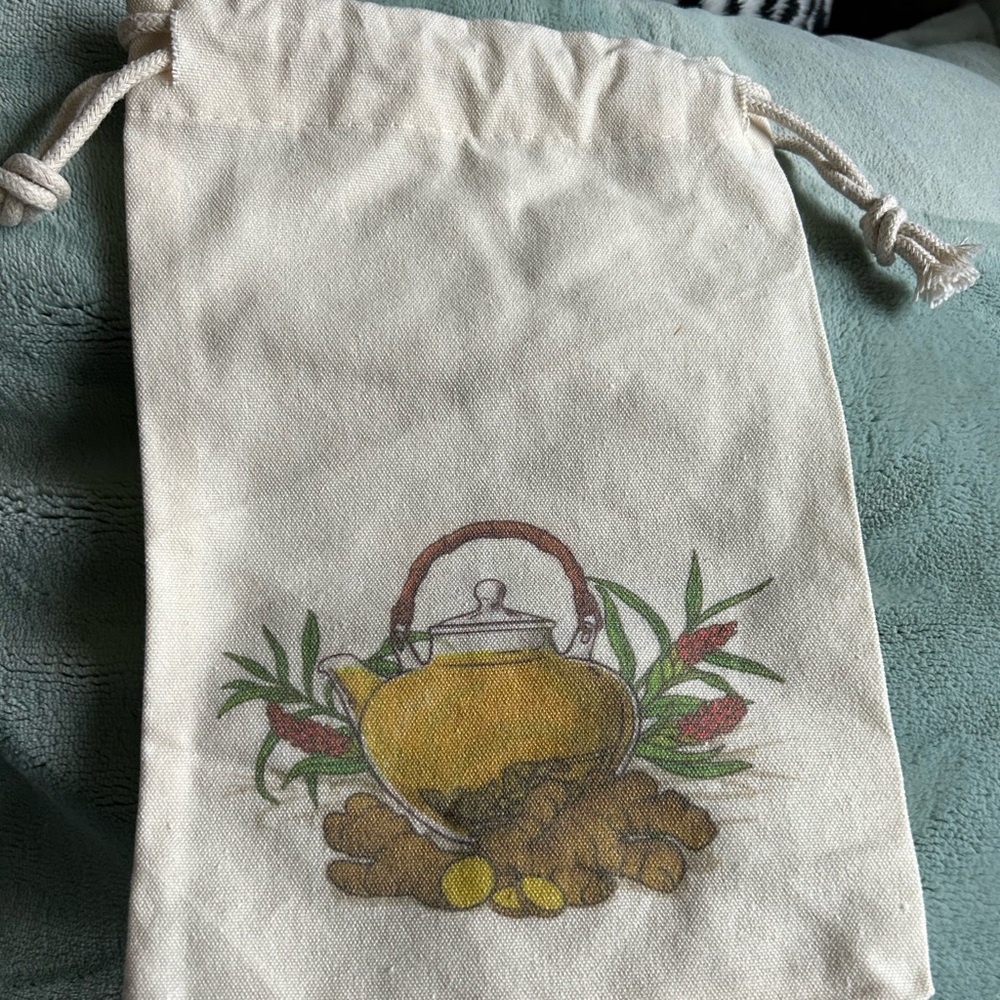 NWOT Reusable Handcrafted Drawstring Cotton Tea Bag.